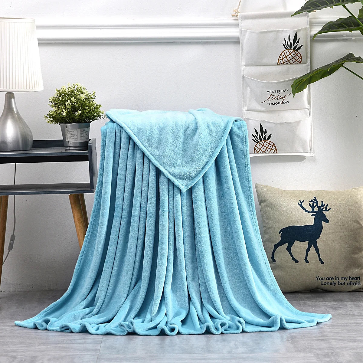 Couverture polaire corail grise
